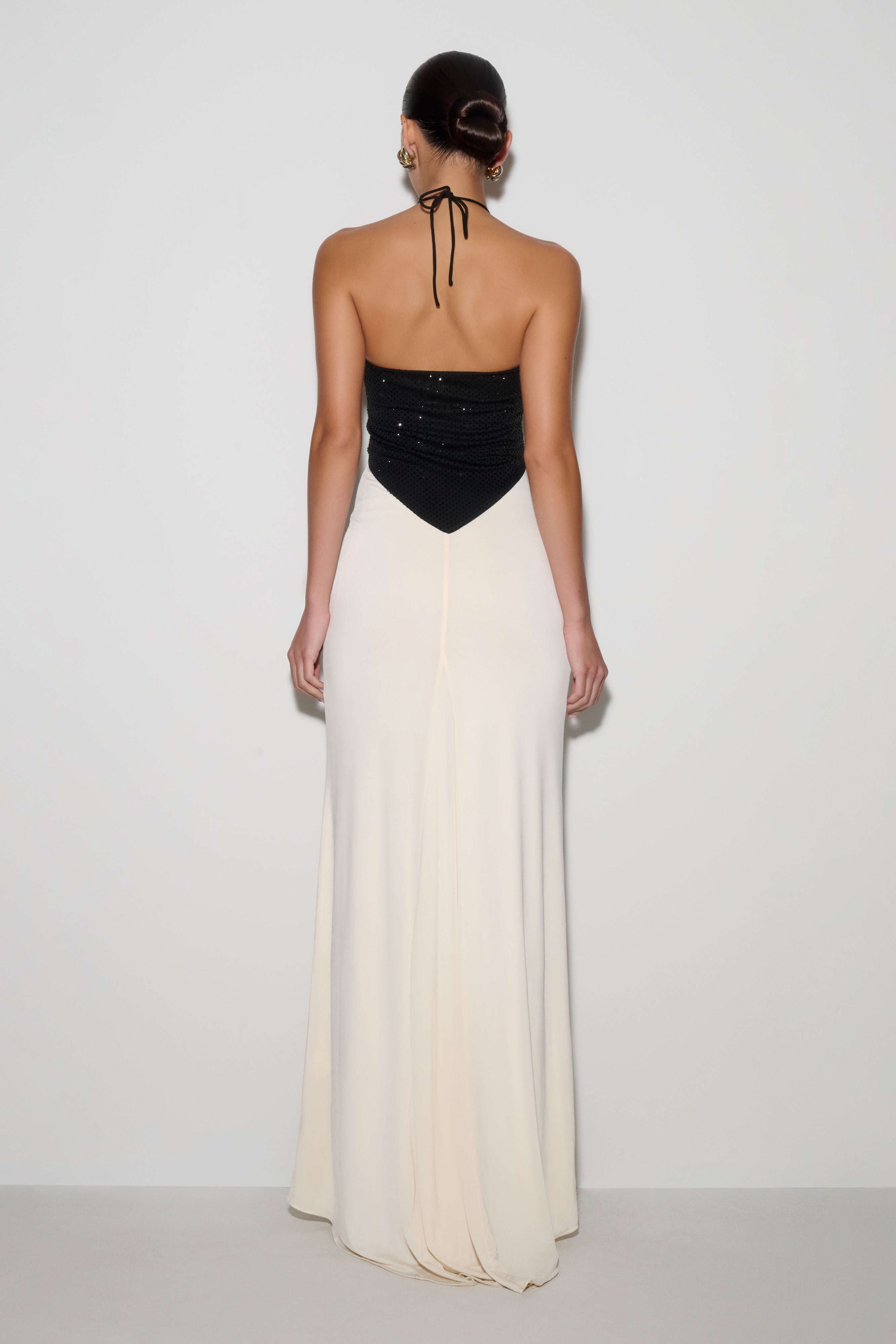 Hien Sequin Halter Langrok - Swart/Ivoor